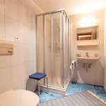 Alois Arnold Apartment *