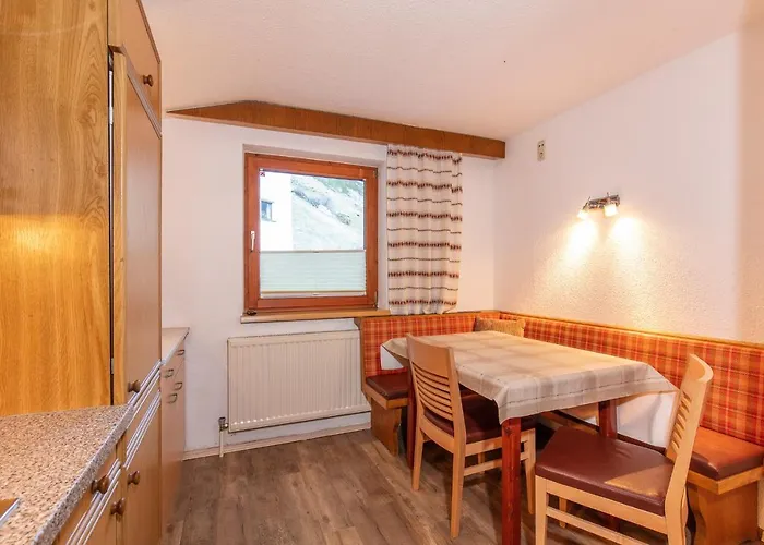 Alois Arnold Apartment *